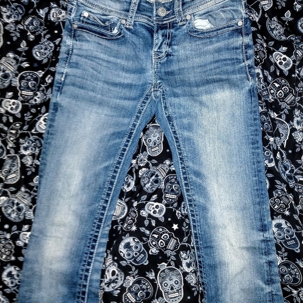 BKE Buckle *never worn* Sabrina jeans 25L